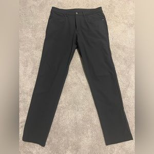 Lululemon ABC pant 33x32 Gray/Obsidian like new